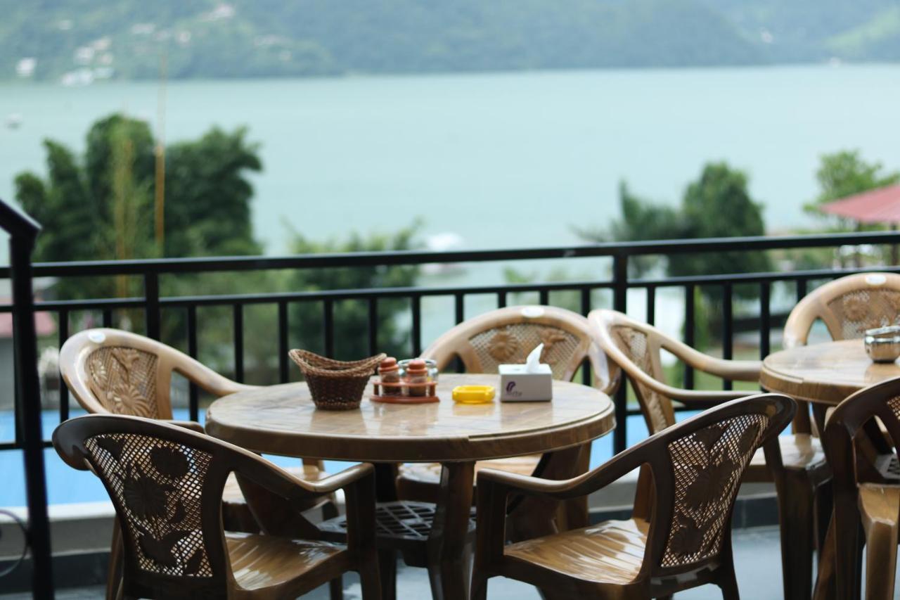 Hotel Eagle Zone Pokhara Exteriör bild