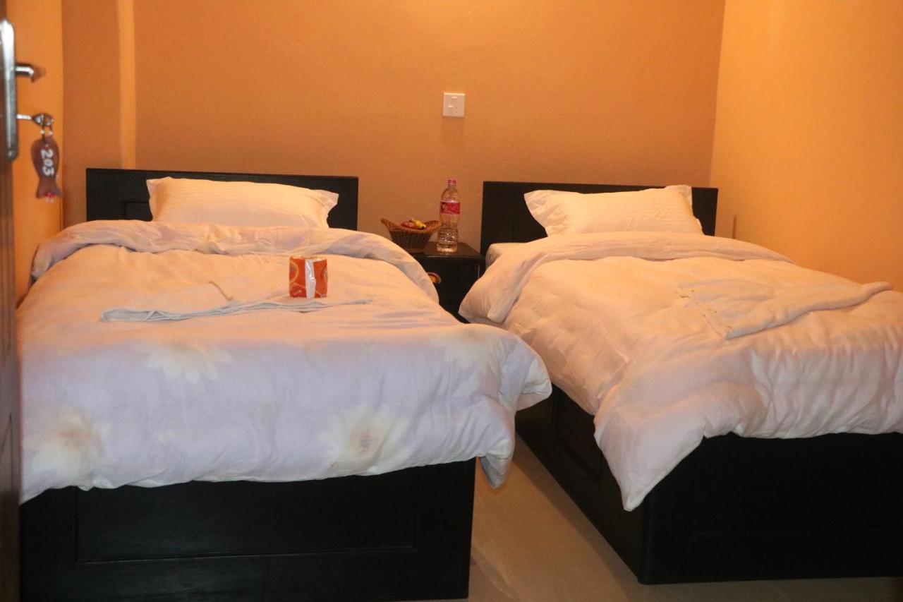 Hotel Eagle Zone Pokhara Exteriör bild