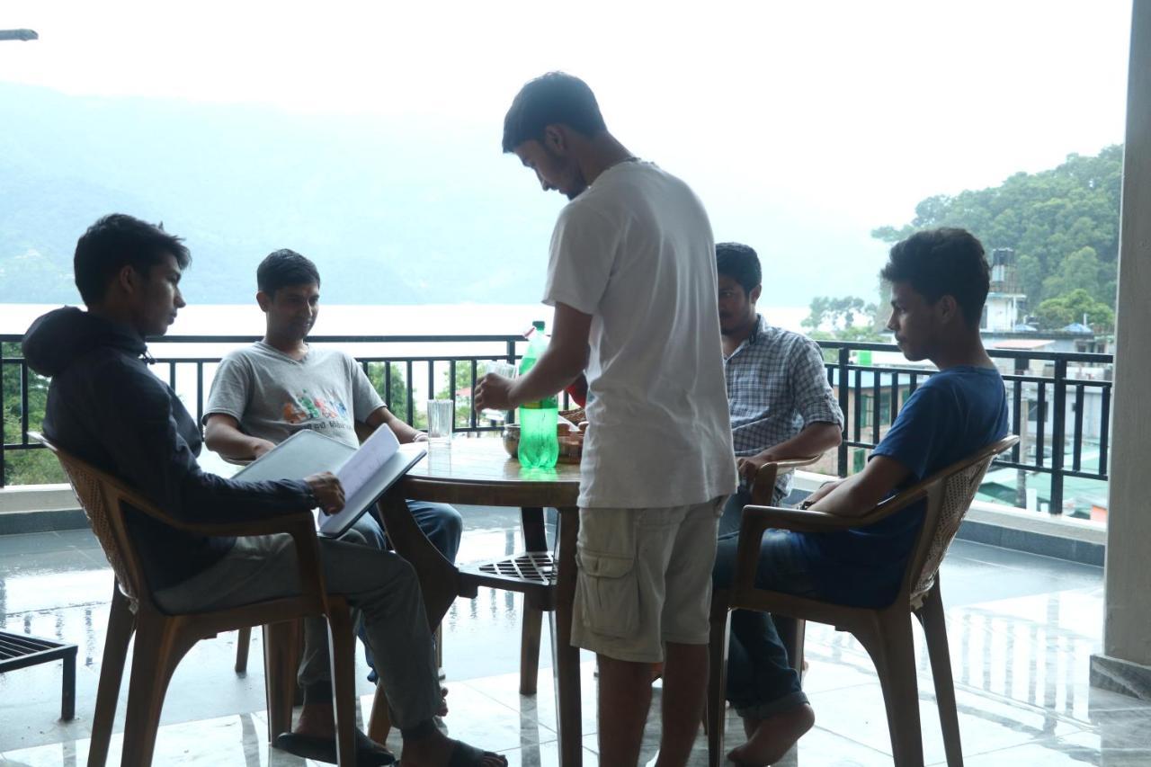 Hotel Eagle Zone Pokhara Exteriör bild