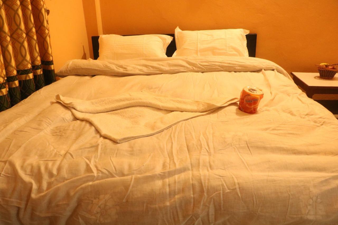 Hotel Eagle Zone Pokhara Exteriör bild