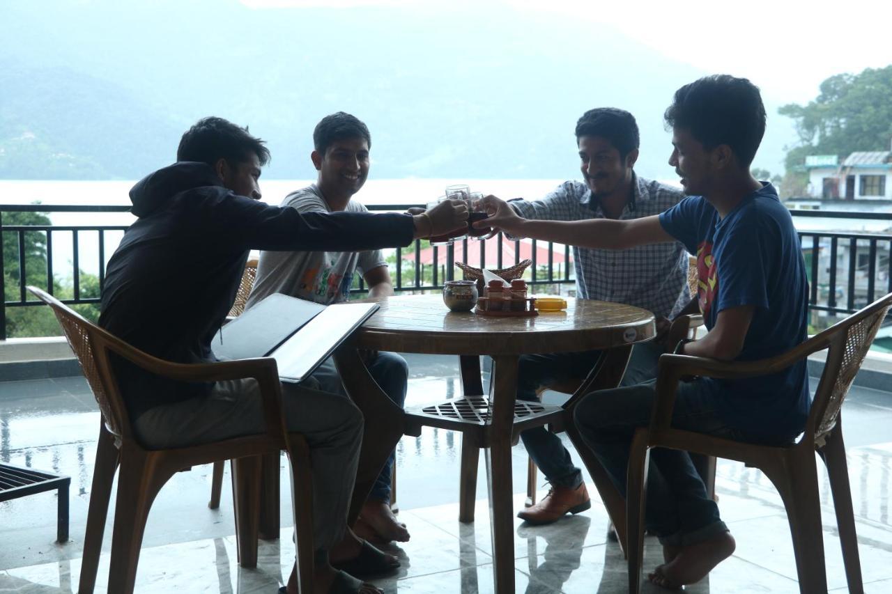 Hotel Eagle Zone Pokhara Exteriör bild