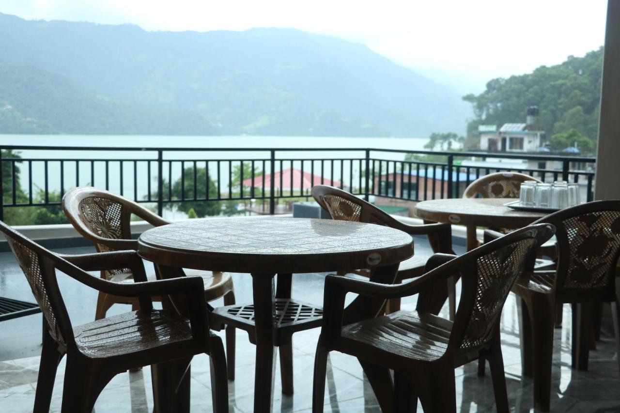 Hotel Eagle Zone Pokhara Exteriör bild