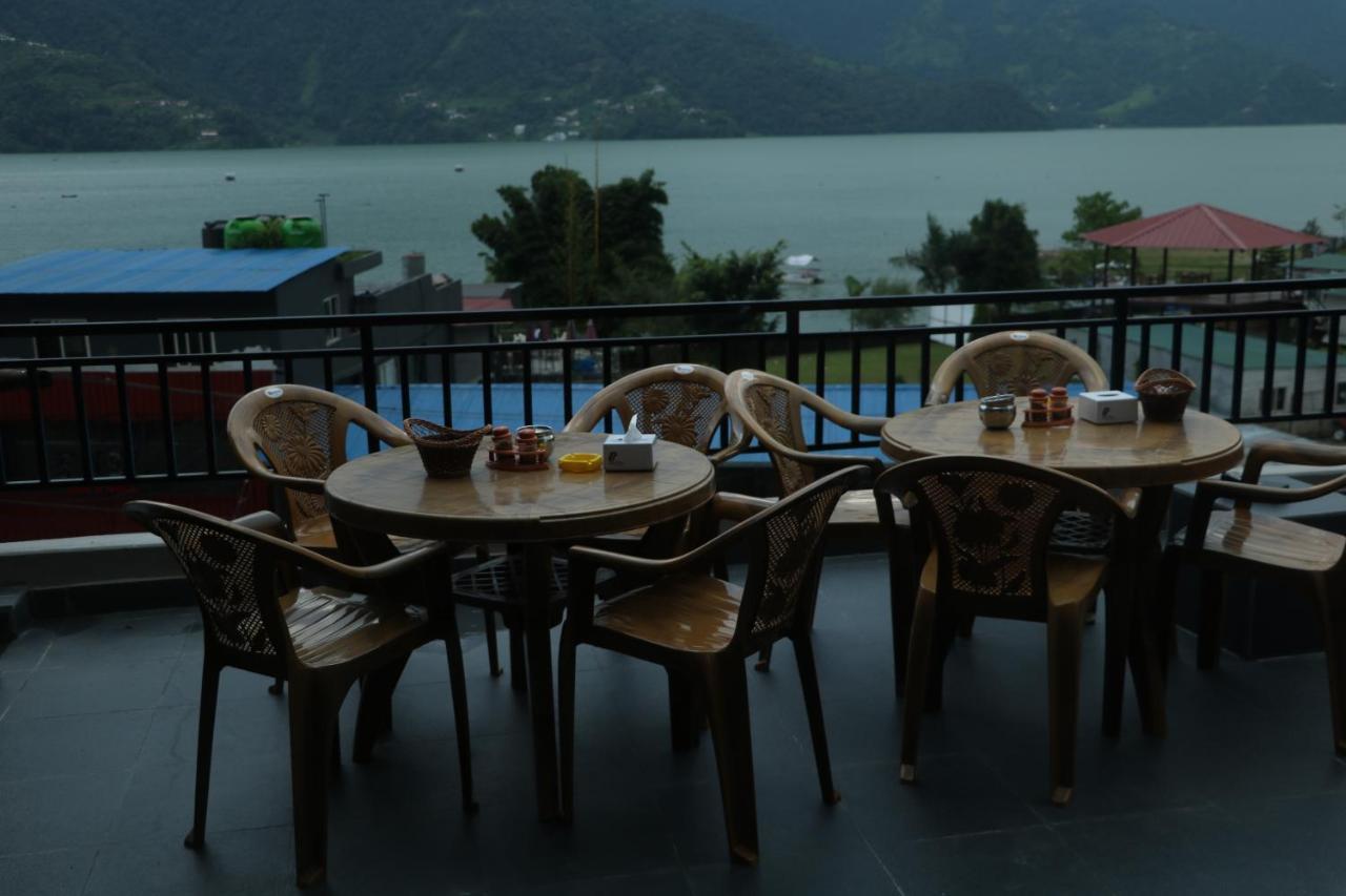 Hotel Eagle Zone Pokhara Exteriör bild